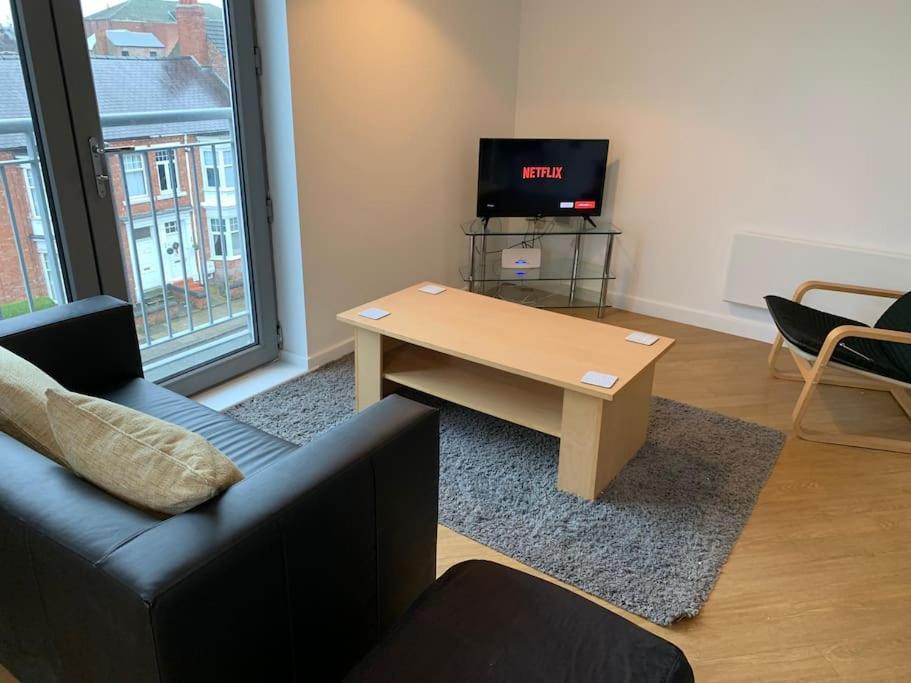 16 Vincent House Apartment Дарлингтън Екстериор снимка